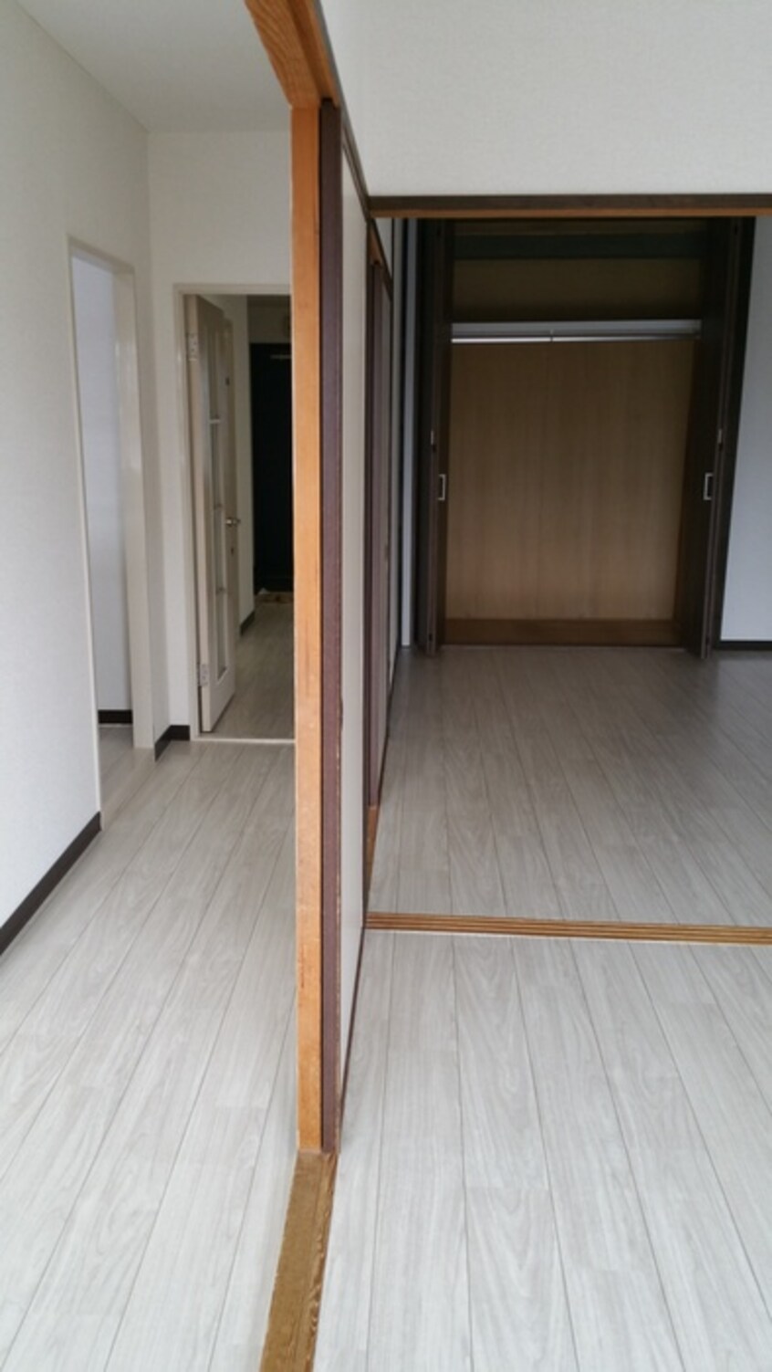 居室 シャトレー和泉