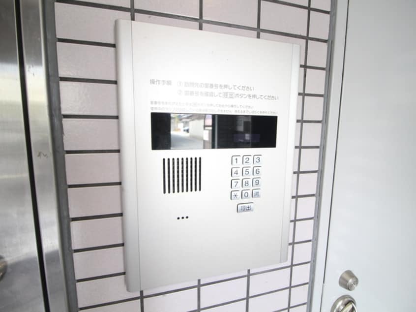 エントランス部分 アイリスウエスト