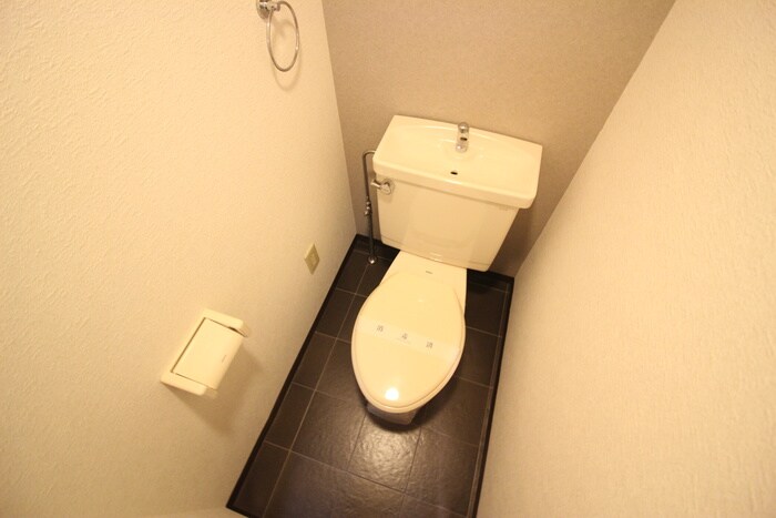 トイレ アイリスウエスト