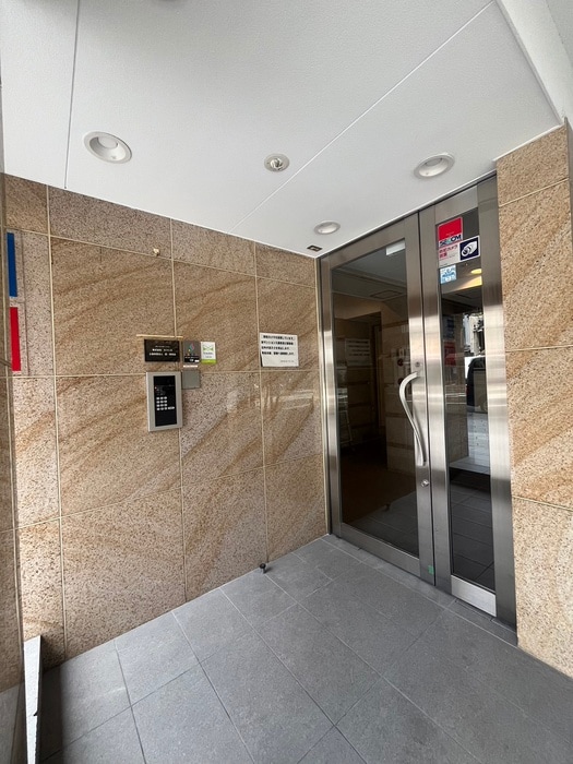 エントランス部分 セレニテ04