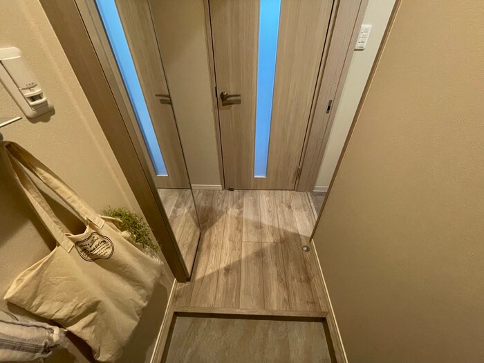 玄関 KRM RESIDENCE NAGAOKATENJIN