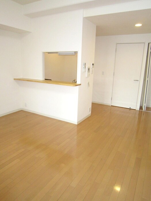 居室 ルクレ阿波座レジデンス