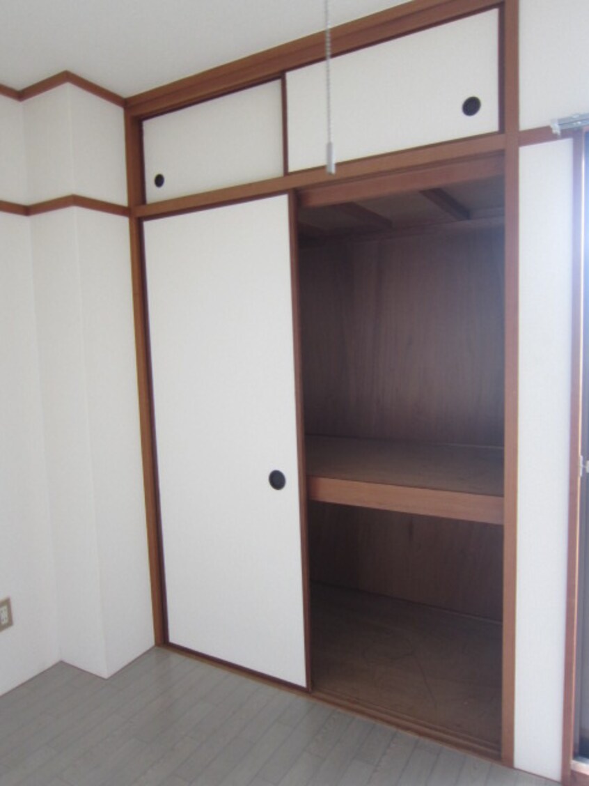 居室 桃井マンション