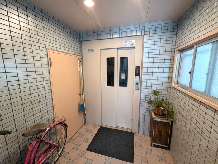 建物設備 ＷＩＮＧＣＯＵＴ　桜通り