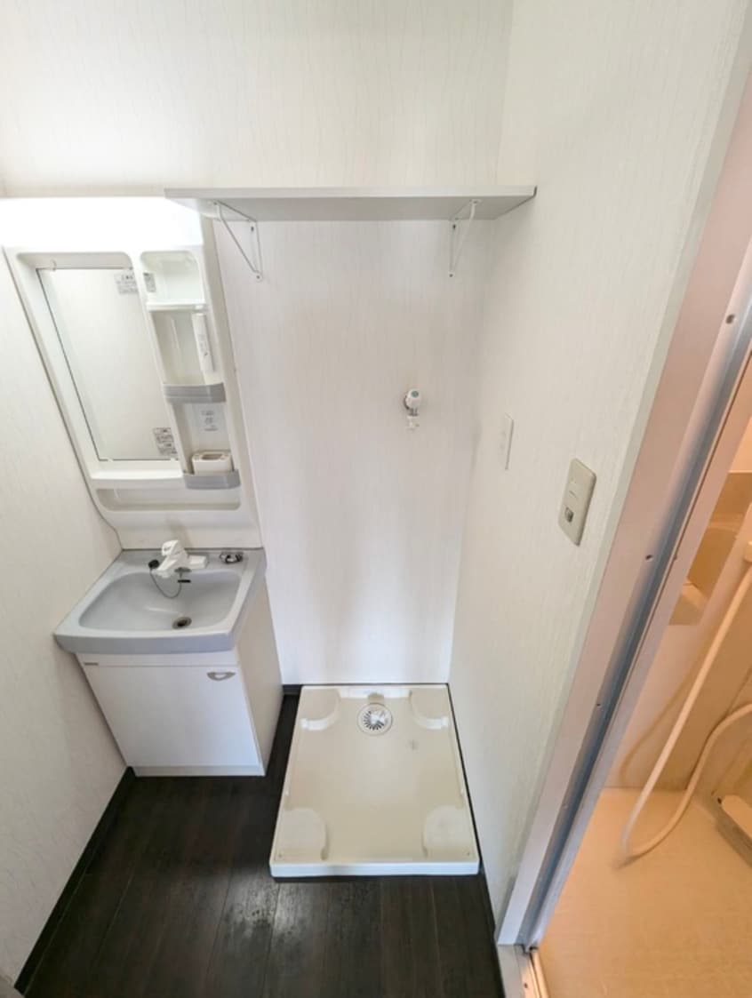 洗濯機置場 ＷＩＮＧＣＯＵＴ　桜通り