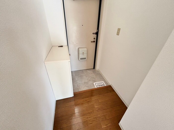 玄関 ＷＩＮＧＣＯＵＴ　桜通り