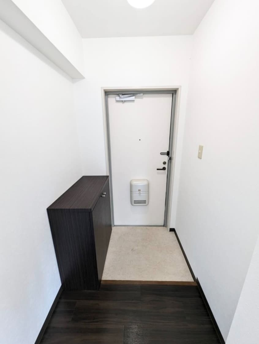 玄関 ＷＩＮＧＣＯＵＴ　桜通り