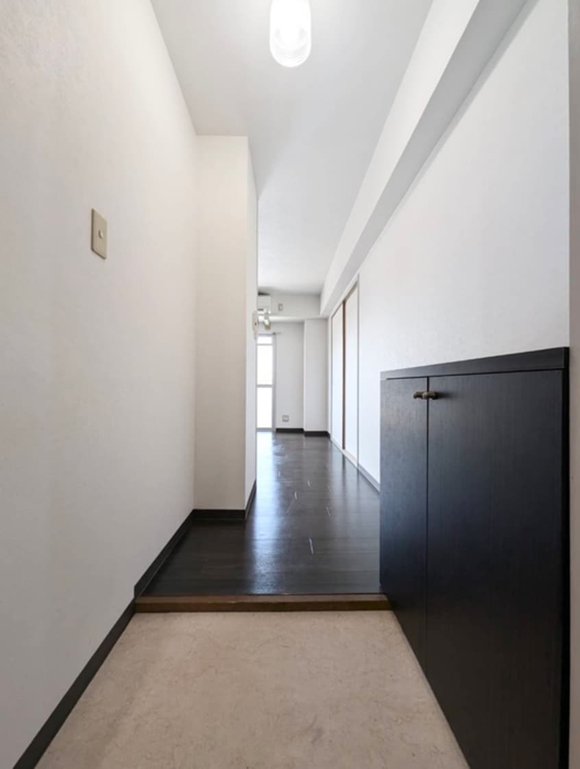 廊下 ＷＩＮＧＣＯＵＴ　桜通り