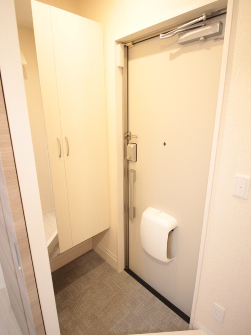 玄関 ウィン淡路駅前