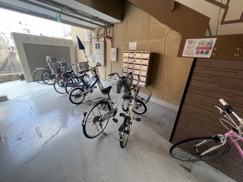 エントランス部分 ヴィラナリー出戸