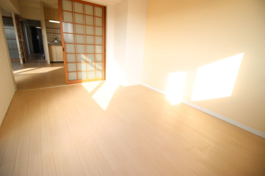 居室 マンションラップ