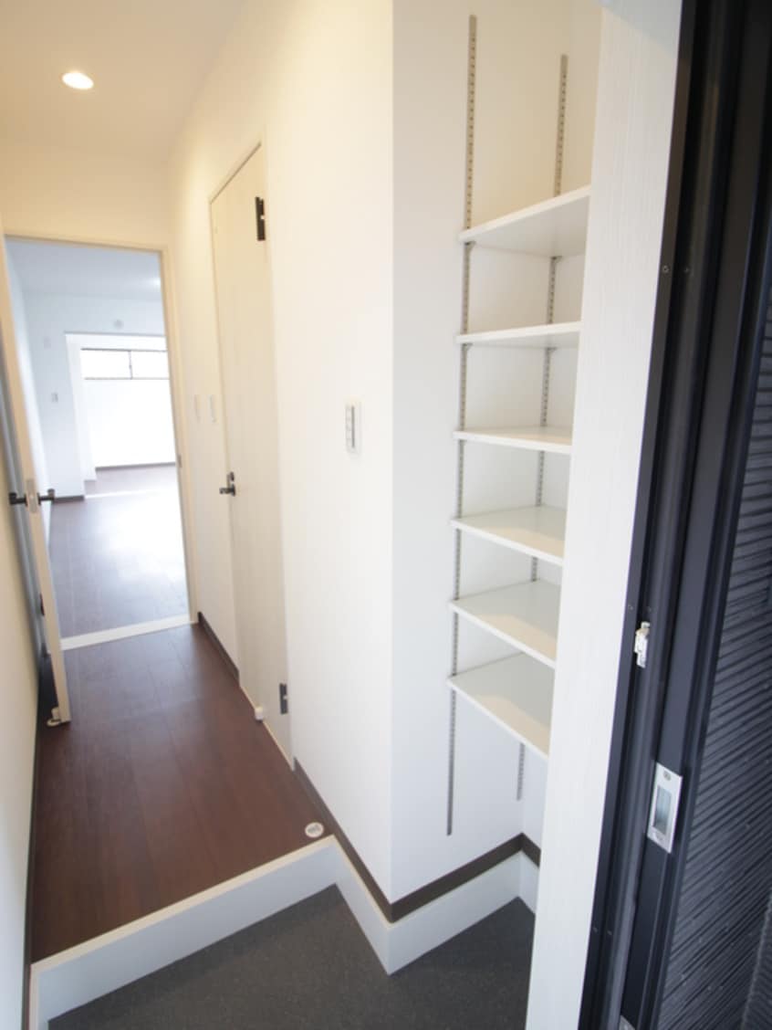 靴箱 Chouchou　kuzuha