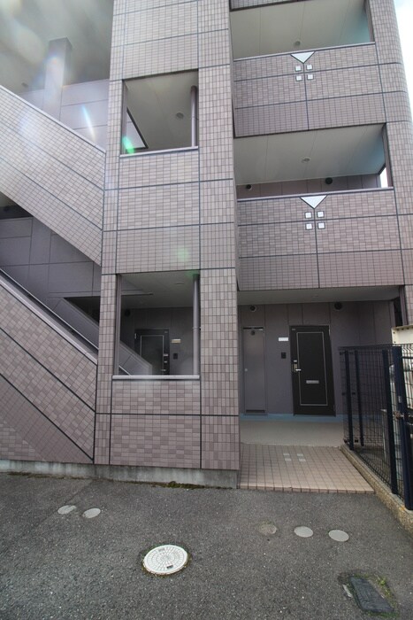 エントランス部分 梅町マンション