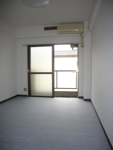 内観写真 ウエストコ－ト