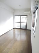 居室 カ－ネルヒル