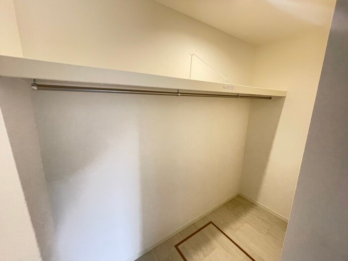 収納 クレア法善寺
