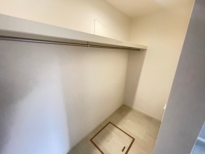 収納 クレア法善寺