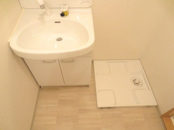 洗面 アンプル－ルフェ－ルＵ－ＨＡ