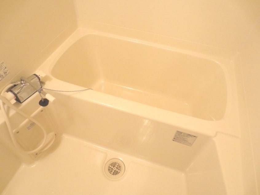 バス／シャワールーム等 アンプル－ルフェ－ルＵ－ＨＡ