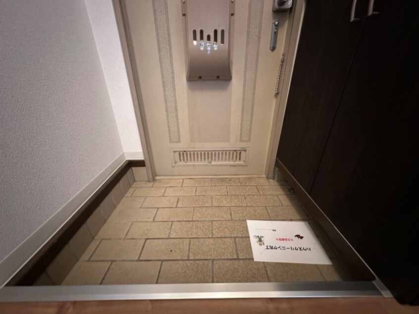 玄関 ﾋﾟﾈｽﾀｳﾝA棟