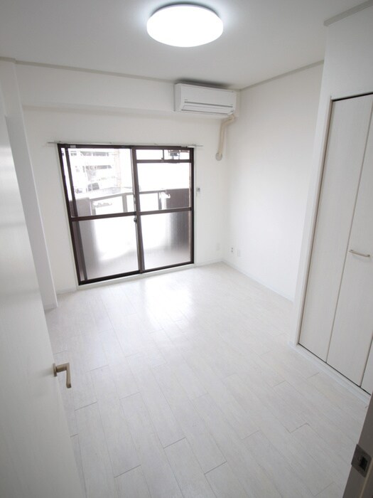 居室 ロイヤルハイツ菅原