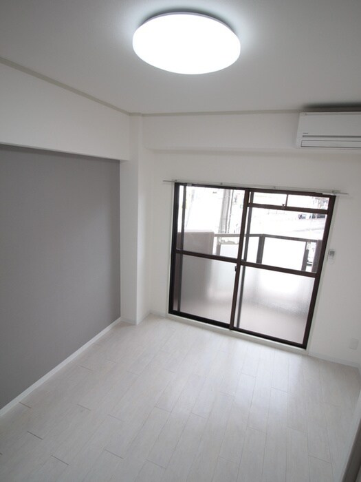 居室 ロイヤルハイツ菅原