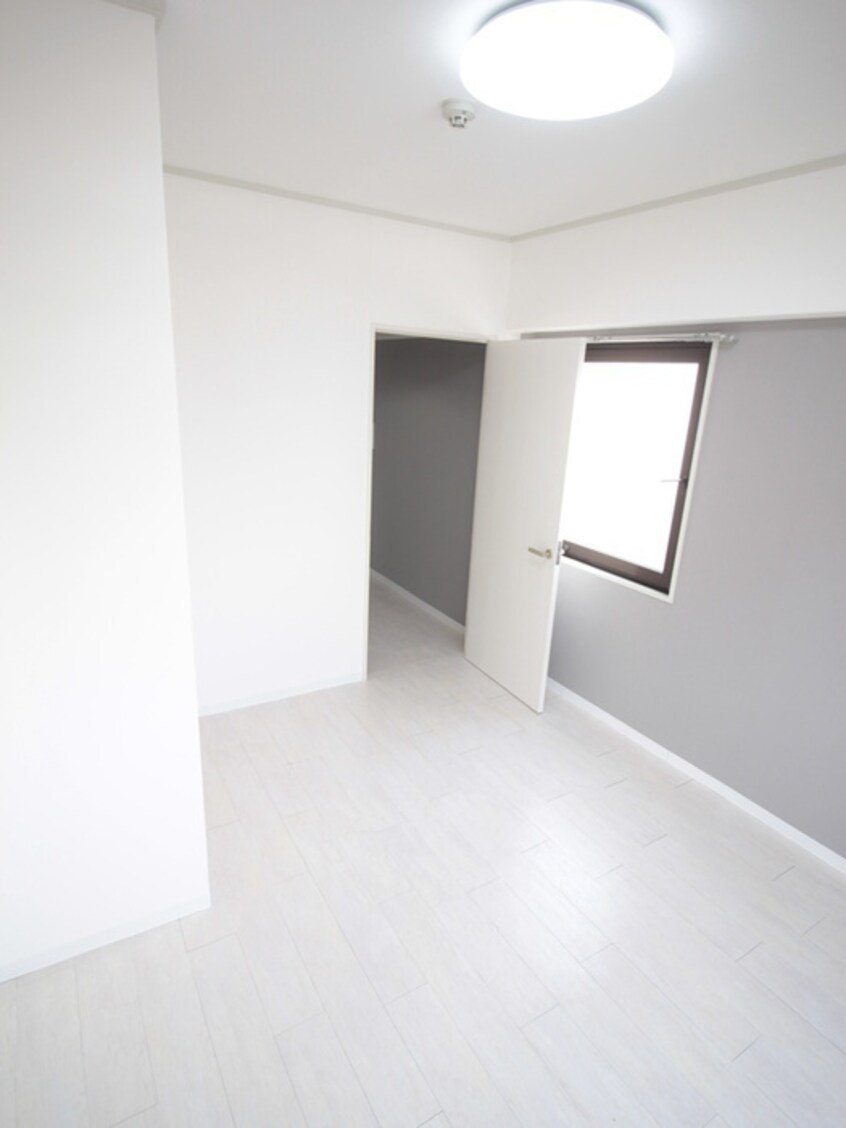 居室 ロイヤルハイツ菅原