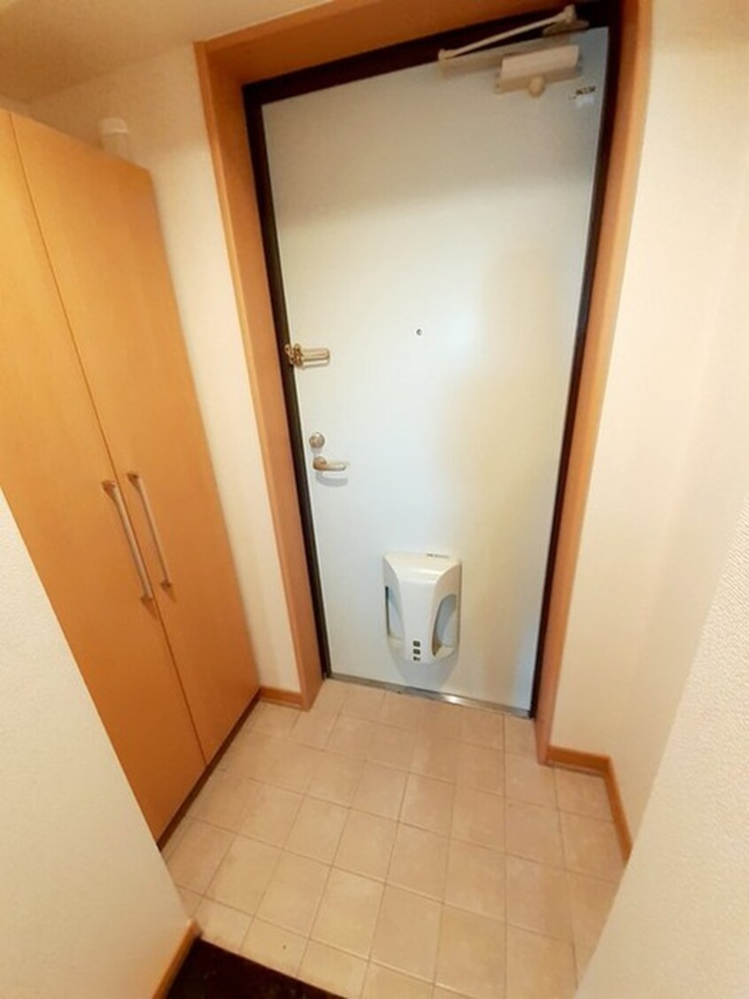 玄関 クリ－モア・クラ