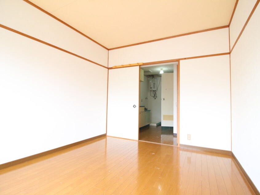 居室 メゾンモナミ