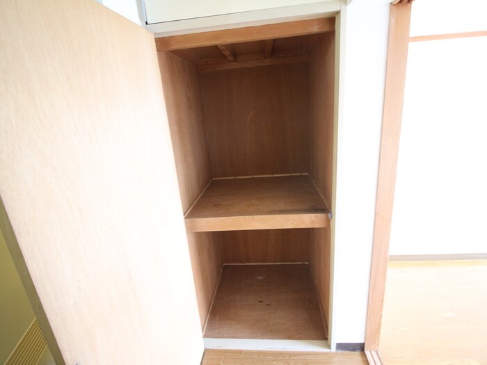 収納 メゾンモナミ