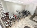 駐輪場 ウィスタリア新北野