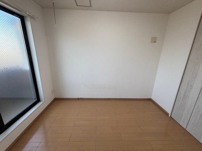 居室 カーサイースト