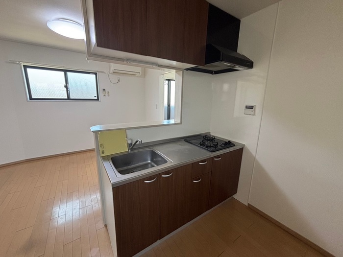 キッチン カーサイースト