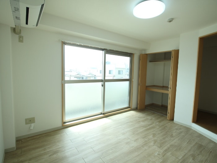 内観写真 カインド高井田