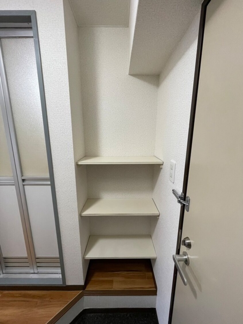 靴箱 ヴィラ守口