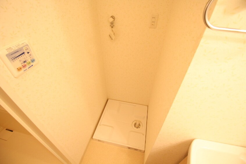 洗濯機置場 サクシ－ド胤