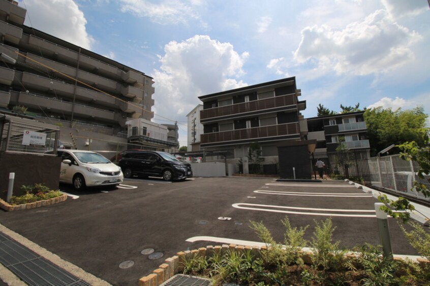 駐車場 クレール桃山台