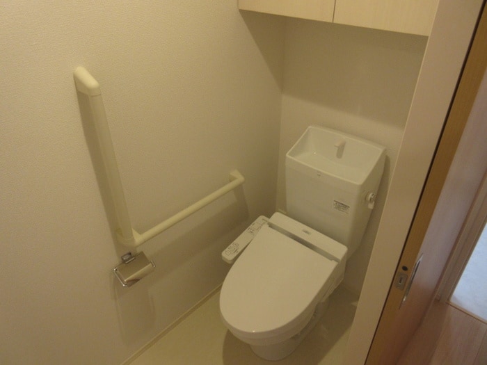 トイレ クレール桃山台