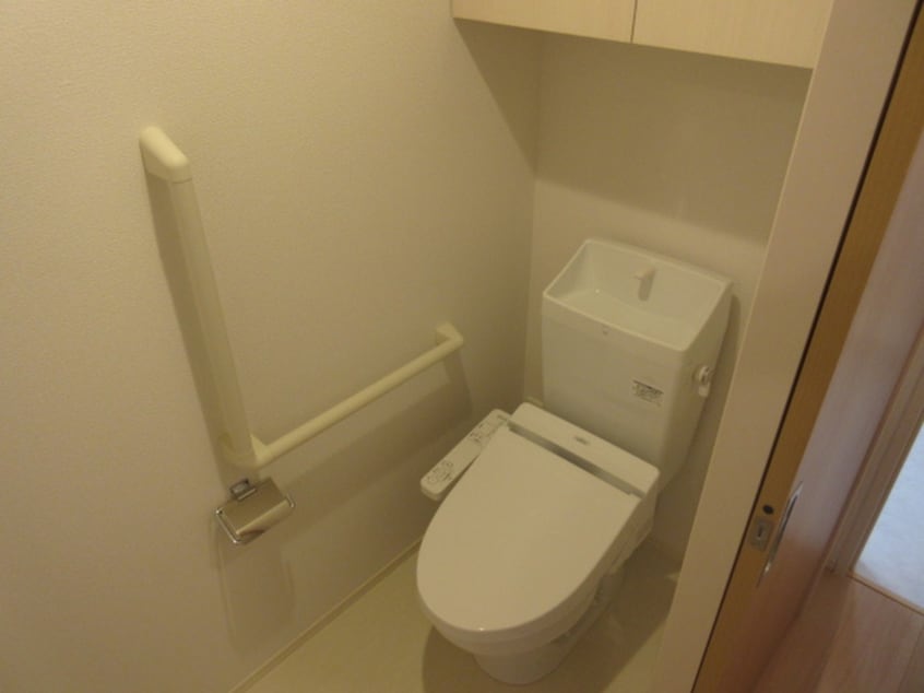 トイレ クレール桃山台