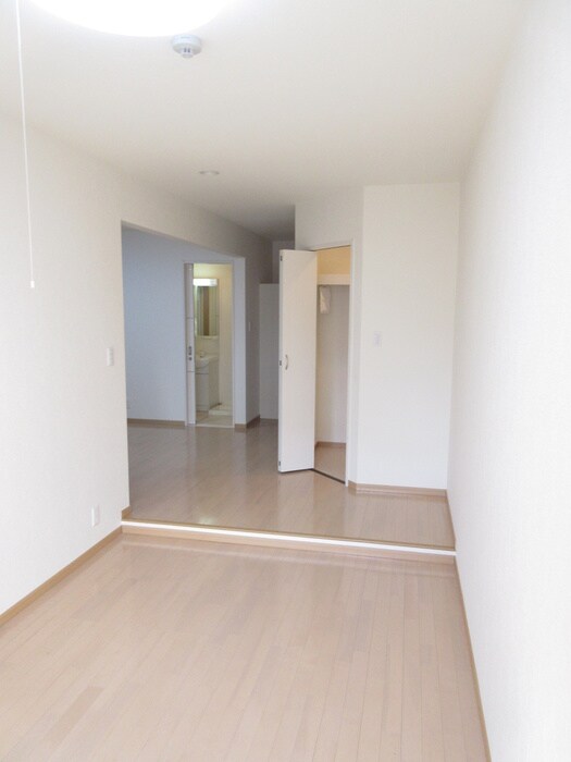 居室 ヴィアノ灘泉通