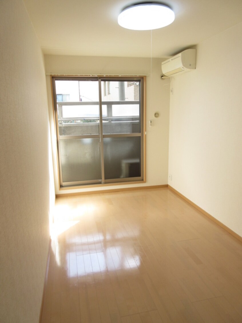 居室 ヴィアノ灘泉通