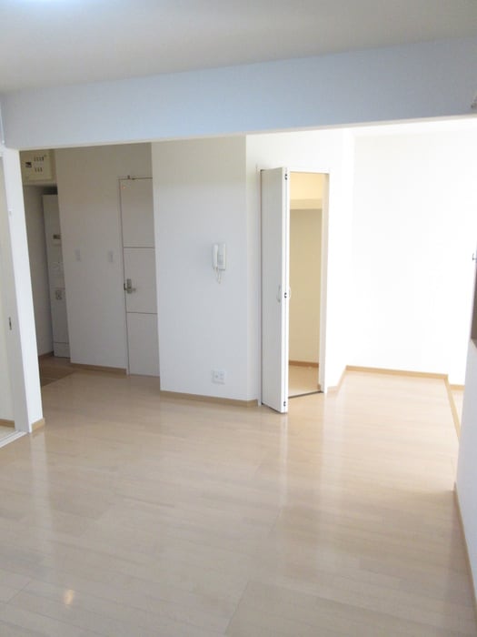 居室 ヴィアノ灘泉通