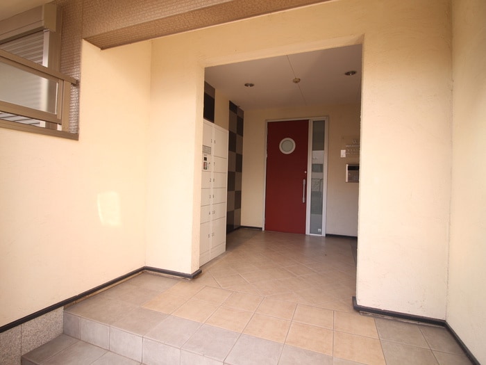 エントランス部分 ヴィアノ灘泉通