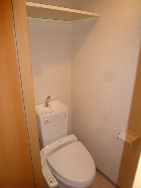 トイレ モノロカ－レ江坂