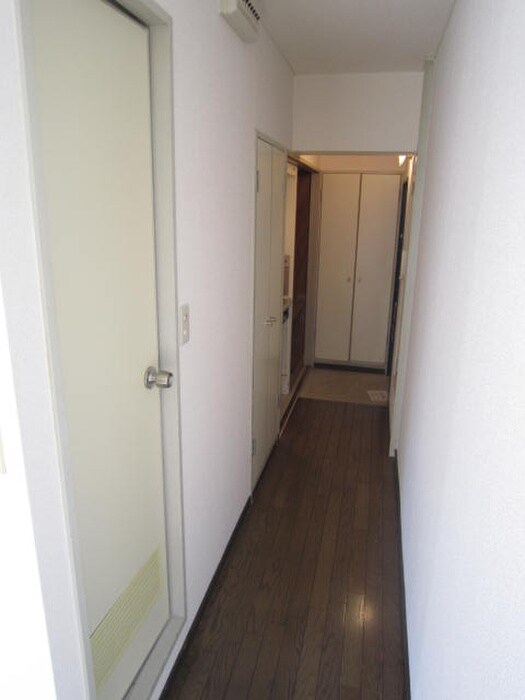 廊下 ファースト東中島