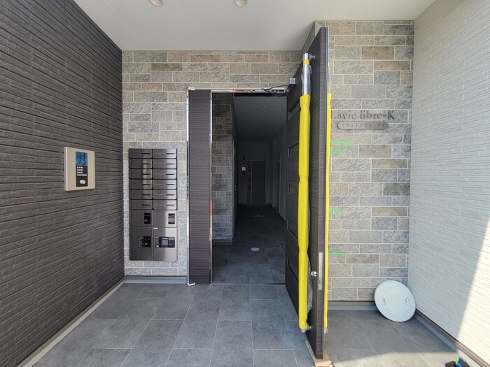 エントランス部分 Ｌａｖｉｅ　ｌｉｂｒｅ－Ｋ