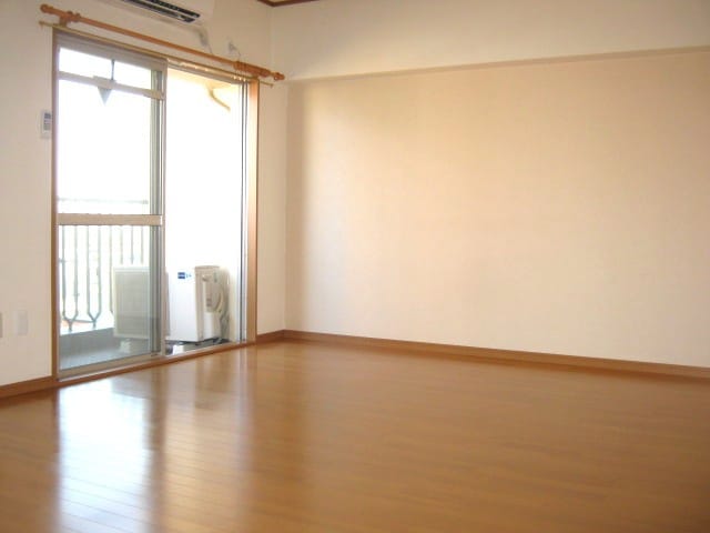 居室 メゾントキワ