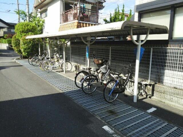 駐輪場 ヴェスタin盾津