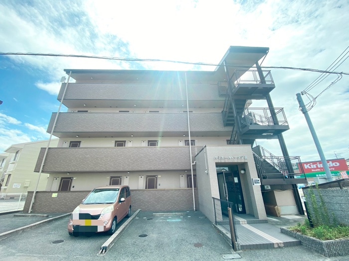 外観写真 ルミエールマゴジⅢ