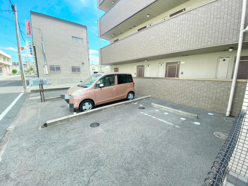 駐車場 ルミエールマゴジⅢ